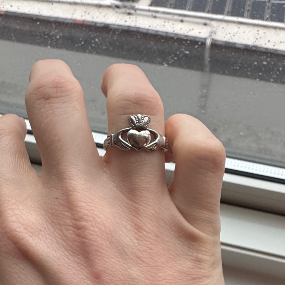 Silver Claddagh Ring